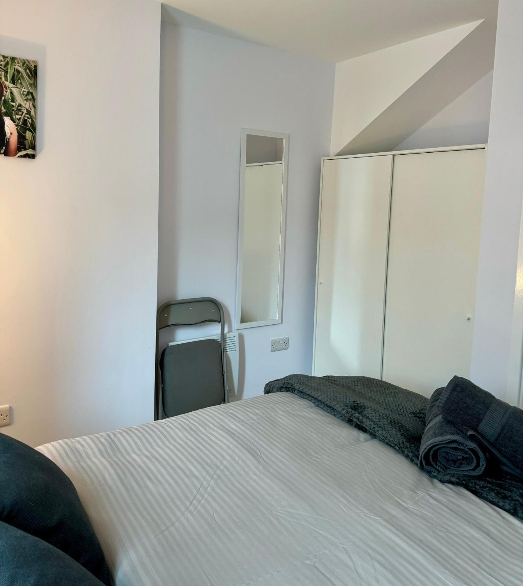 ヨークBrand New Flat 5 With Free Parking And Fast Wifiアパートメント エクステリア 写真