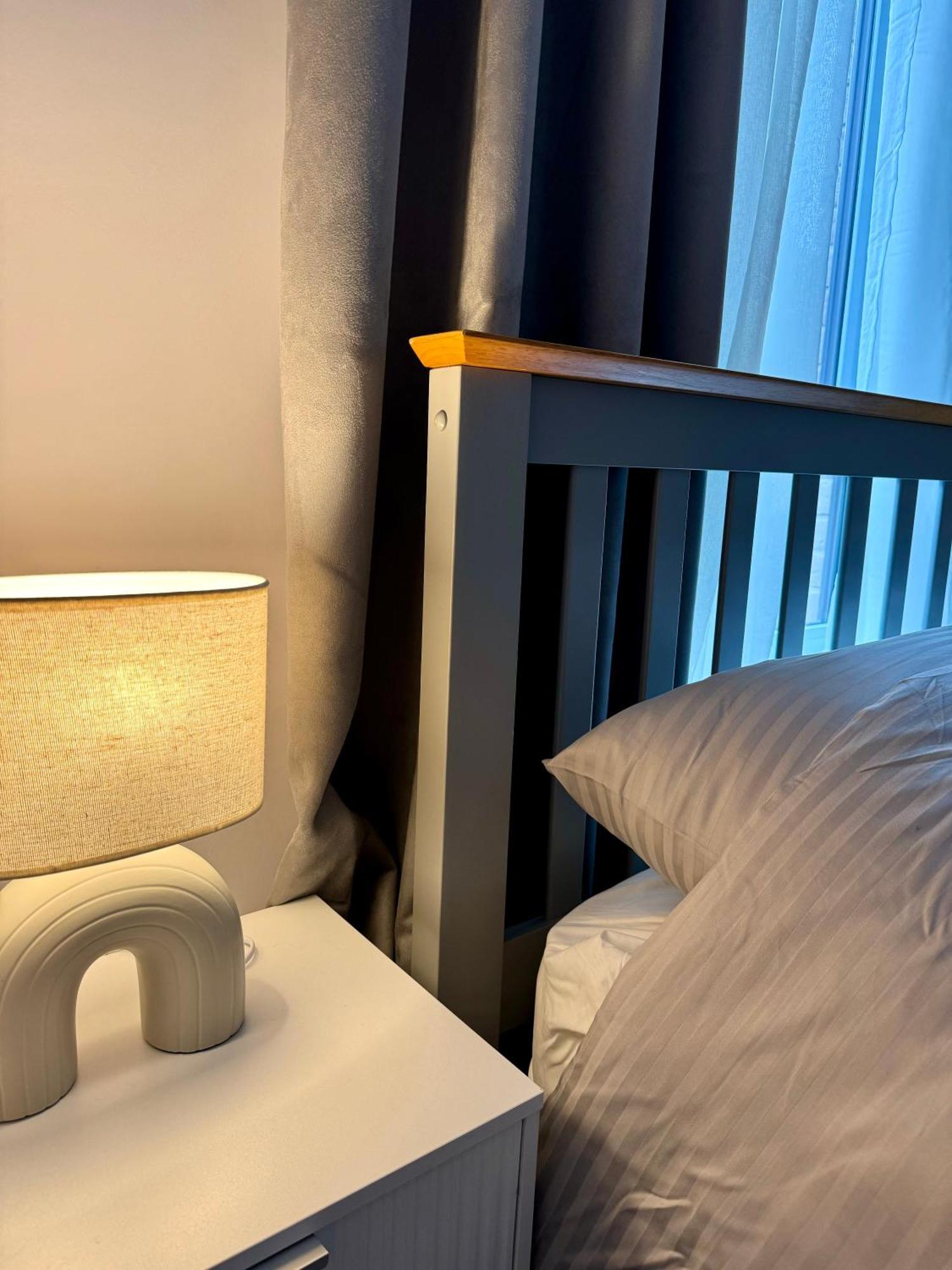 ヨークBrand New Flat 5 With Free Parking And Fast Wifiアパートメント エクステリア 写真